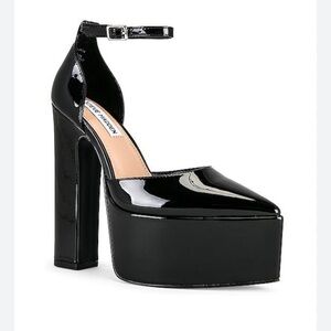 Steve Madden Prompt Platform Pointed Heels